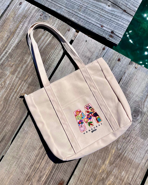 Bolso con inicial